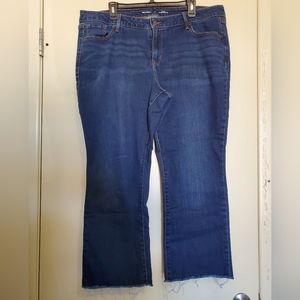 Old Navy Mid Rise Kicker Boot-Cut Frayed Hem Denim Jeans Women's Size 18